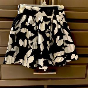 Lucy Love party skirt with pockets, small.